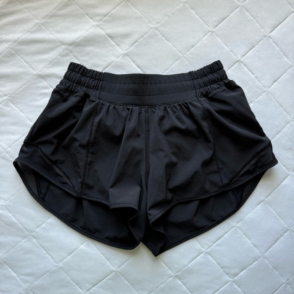 Lululemon black hotty hot shorts